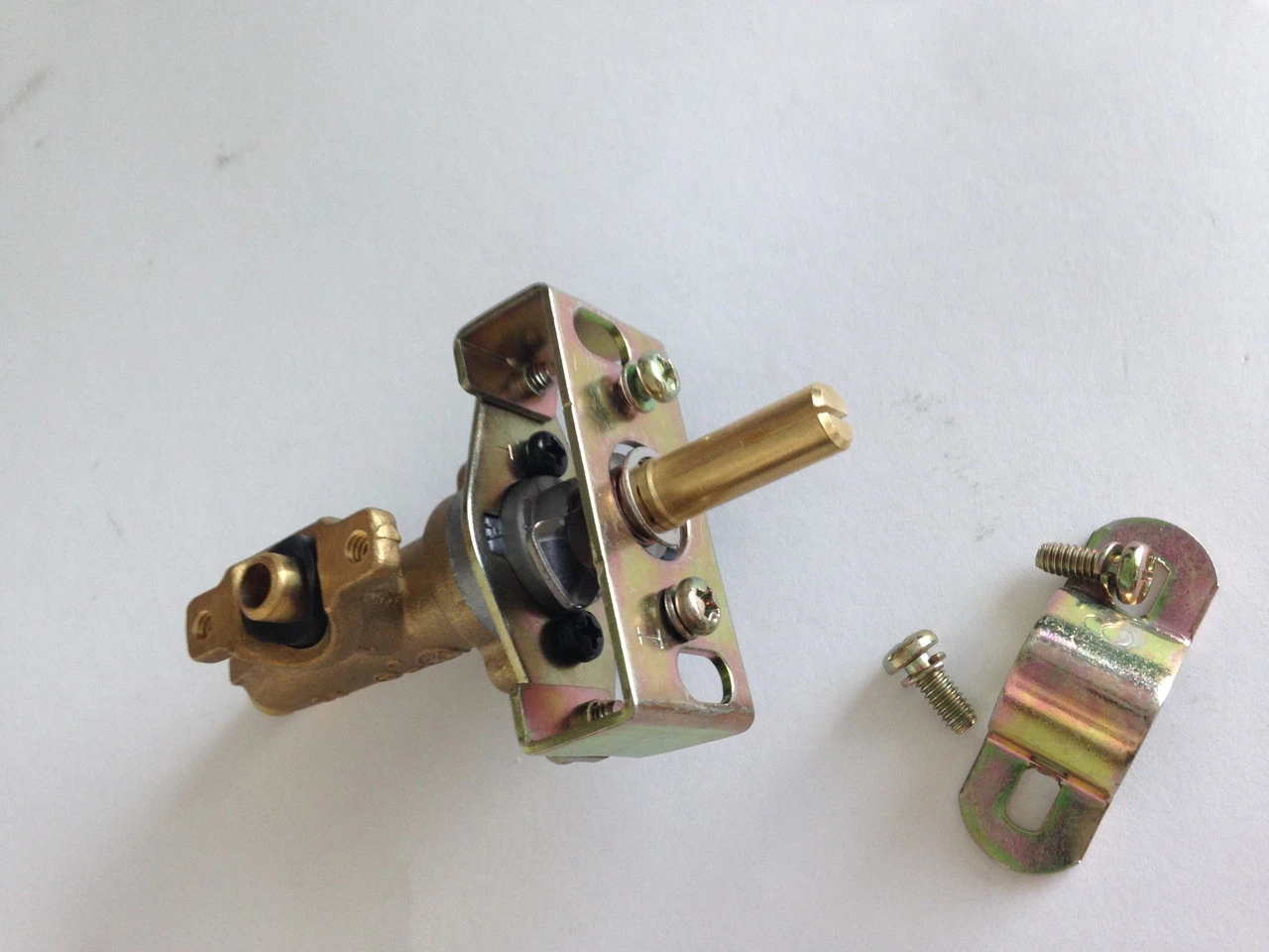 Nexgrill Main Burner Clamp-on Brass Valve Assembly - 30740 4 Nexgrill Main Burner Clamp-on Brass Valve Assembly - 30740 - Image 2