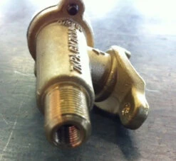 Charbroil, Turbo Brass Clamp-on Valve - 3701C -Barbecue Tool Store 3701ca 86388.1684508312.1500.1500